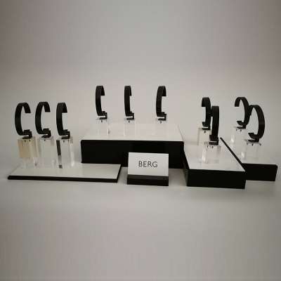 Wholesale 3 C Ring Watch Showcase Stands Acrylic Watch Display Stand